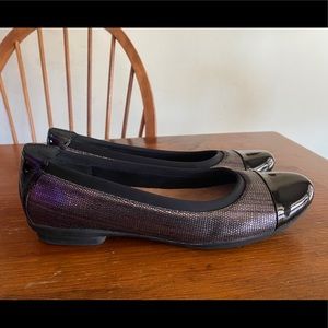 Clarks Unstructured Flats